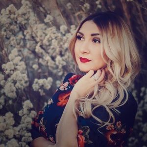 Meet your Posher, Destiny